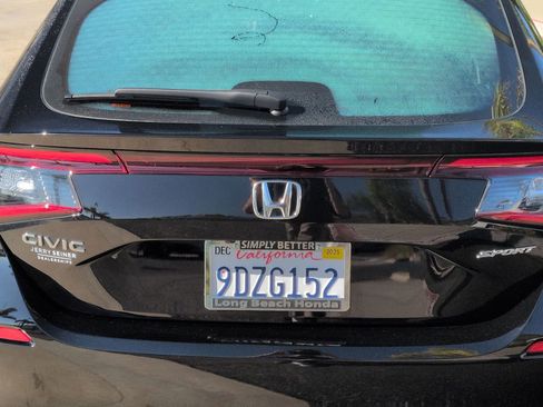 Used 2022 Honda Civic Sport image 13