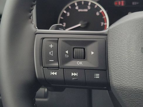 New 2026 Nissan Rogue SV FWD image 25