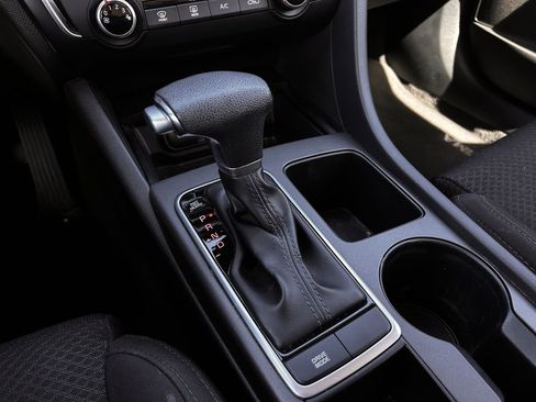 Used 2018 Kia Optima LX w/ 17" Alloy Wheels Package image 23