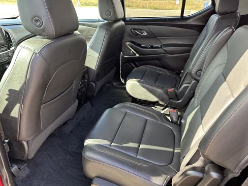 Used 2020 Chevrolet Traverse RS w/ LPO, Floor Liner Package image 18