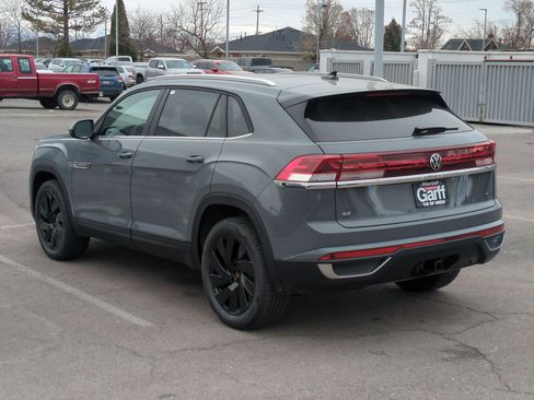 New 2026 Volkswagen Atlas Cross Sport SE AWD/4WD image 8