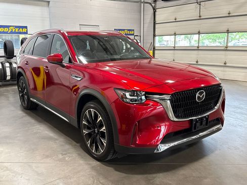 Used 2024 MAZDA CX-90 Plug-In Hybrid w/ Premium Plus AWD/4WD image 3