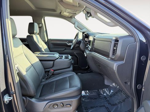 Used 2025 GMC Sierra 1500 SLT image 19