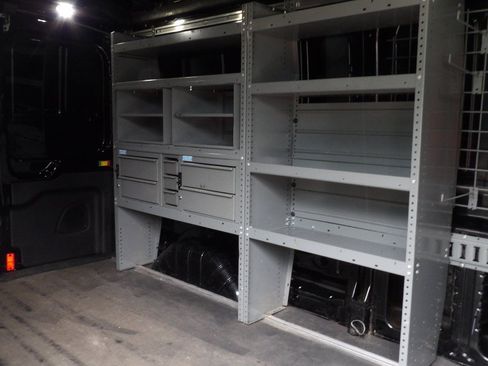 Used 2015 Ford Transit 250 148 Medium Roof RWD image 26