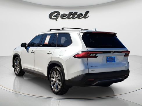 Used 2024 Toyota Grand Highlander Limited image 4