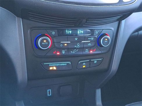 Used 2018 Ford Escape SEL image 17