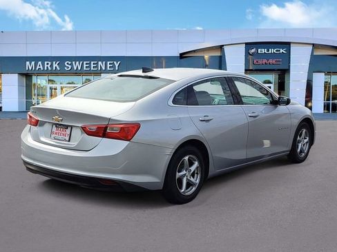 Used 2018 Chevrolet Malibu LS image 30