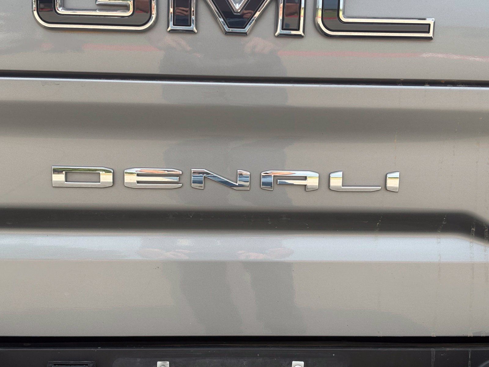 Used 2024 GMC Sierra 1500 Denali Ultimate AWD/4WD image 11