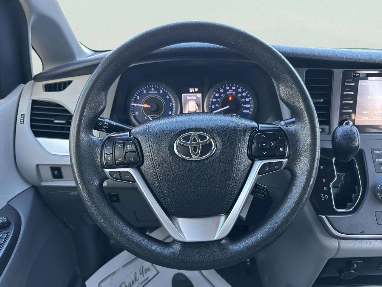 Used 2020 Toyota Sienna LE FWD image 26