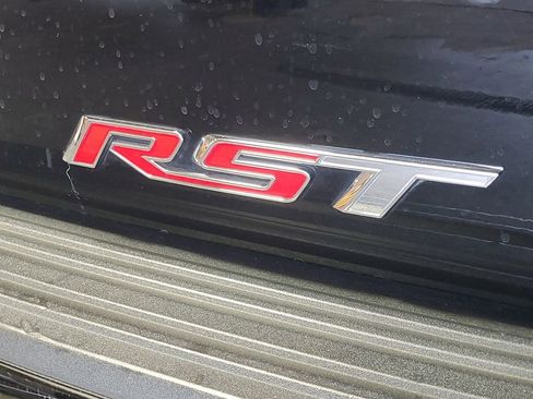 Used 2023 Chevrolet Suburban RST w/ Luxury Package image 7