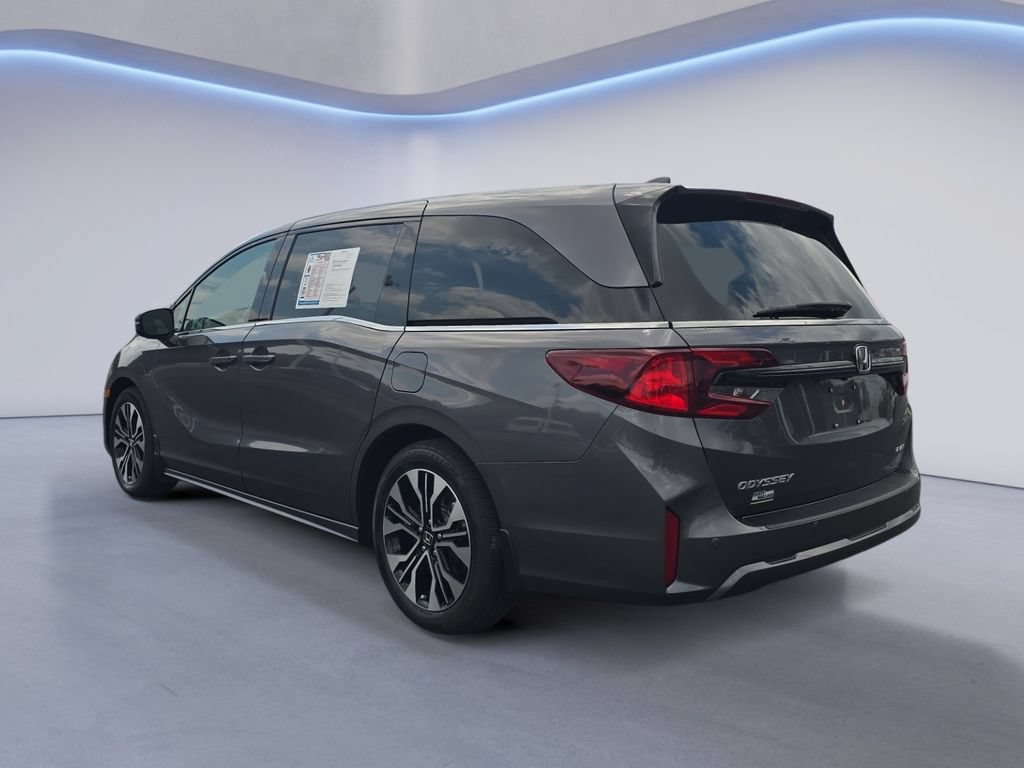 Used 2025 Honda Odyssey Elite image 3