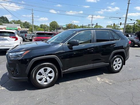 Used 2024 Toyota RAV4 LE FWD image 3