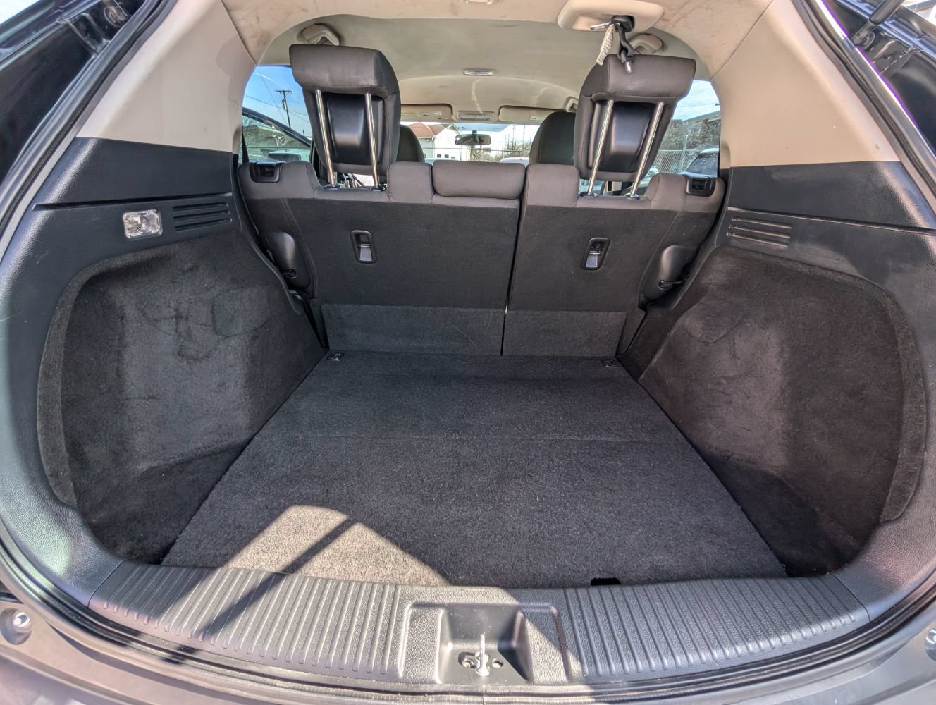 Used 2022 Honda HR-V LX image 19