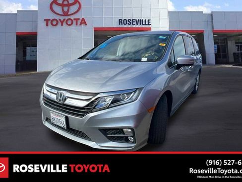 Used 2020 Honda Odyssey EX image 1