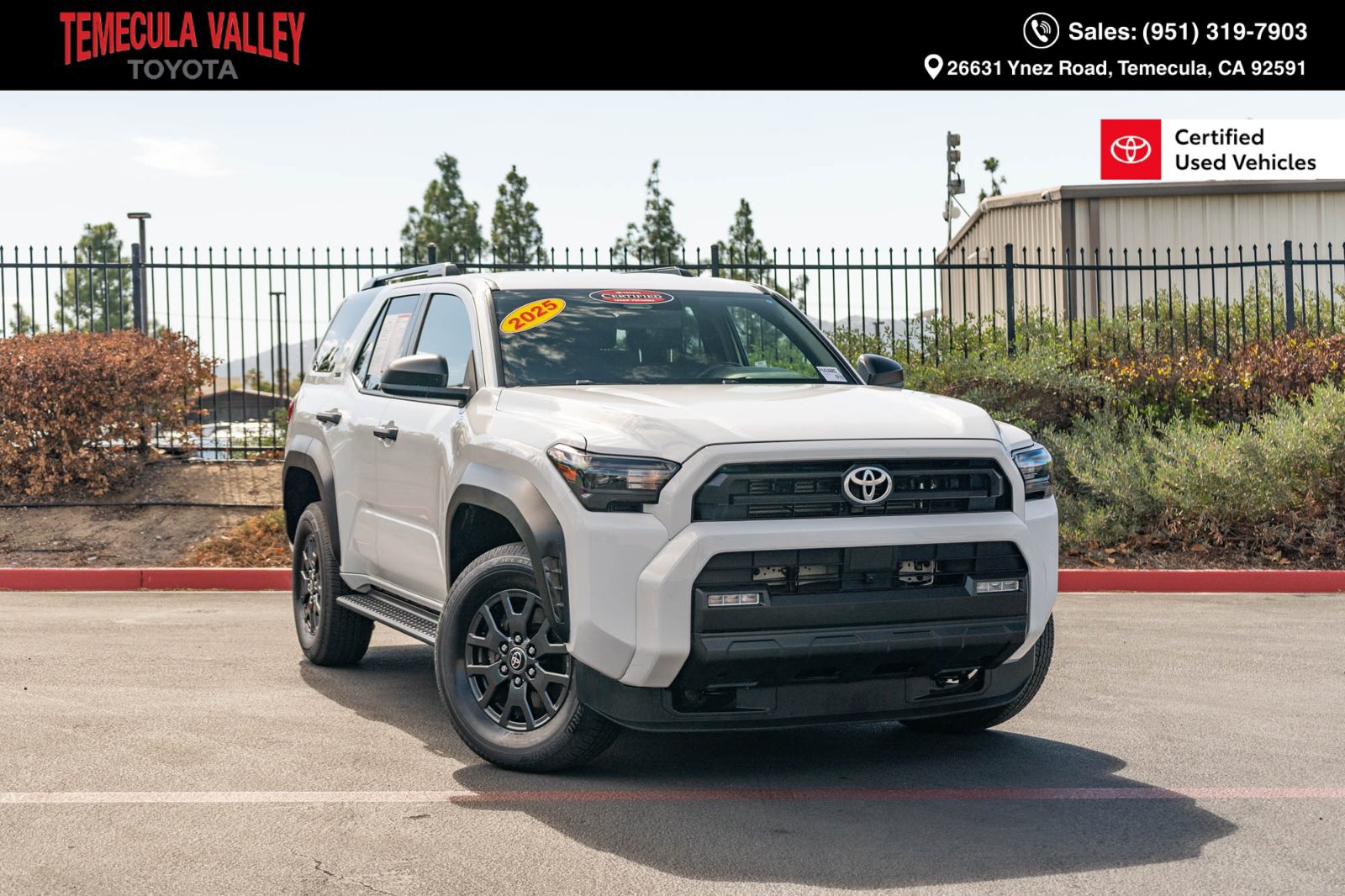 Certified 2025 Toyota 4Runner SR5 AWD/4WD image 1