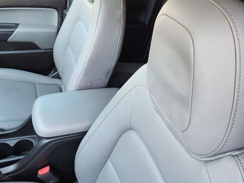 Used 2017 Chevrolet Colorado 2WD Extended Cab image 19