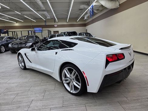 Used 2019 Chevrolet Corvette Stingray Coupe w/ Battery Protection Package RWD image 10