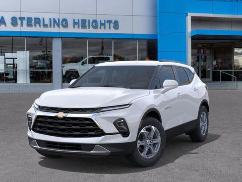 New 2025 Chevrolet Blazer LT w/ Convenience Package image 6