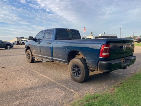 Used 2022 RAM 2500 Tradesman w/ Safety Group AWD/4WD image 5