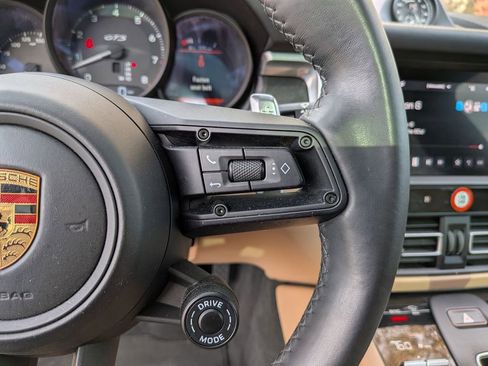 Used 2022 Porsche Macan GTS image 15