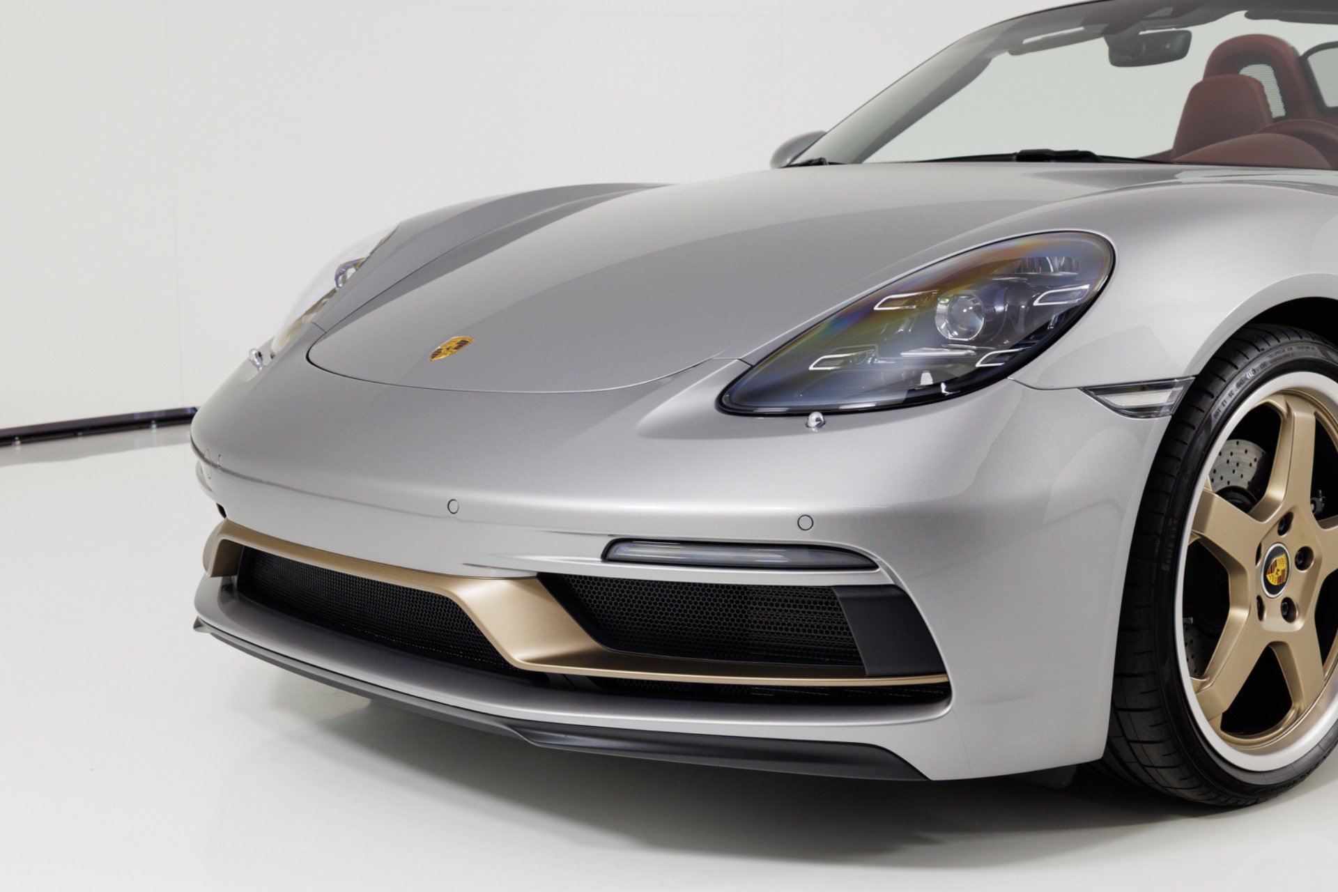 Used 2021 Porsche 718 Boxster RWD image 65