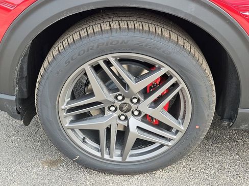 New 2026 Ford Explorer ST-Line image 17