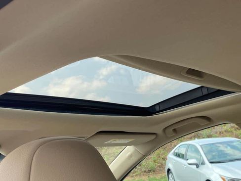 Used 2018 Acura TLX image 22