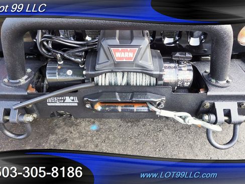 Used 2017 Jeep Wrangler Sport image 2