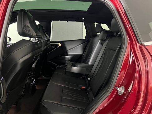 Used 2025 BMW X3 xDrive30i w/ Premium Package AWD/4WD image 14