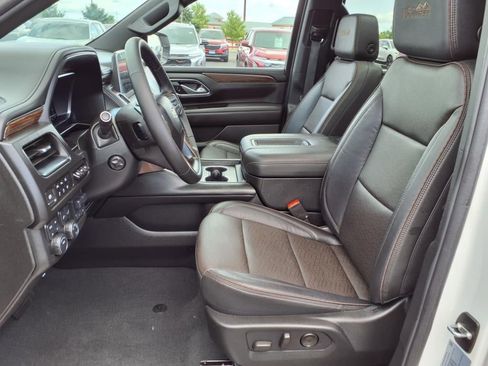 Used 2024 Chevrolet Tahoe High Country w/ Premium Package image 7