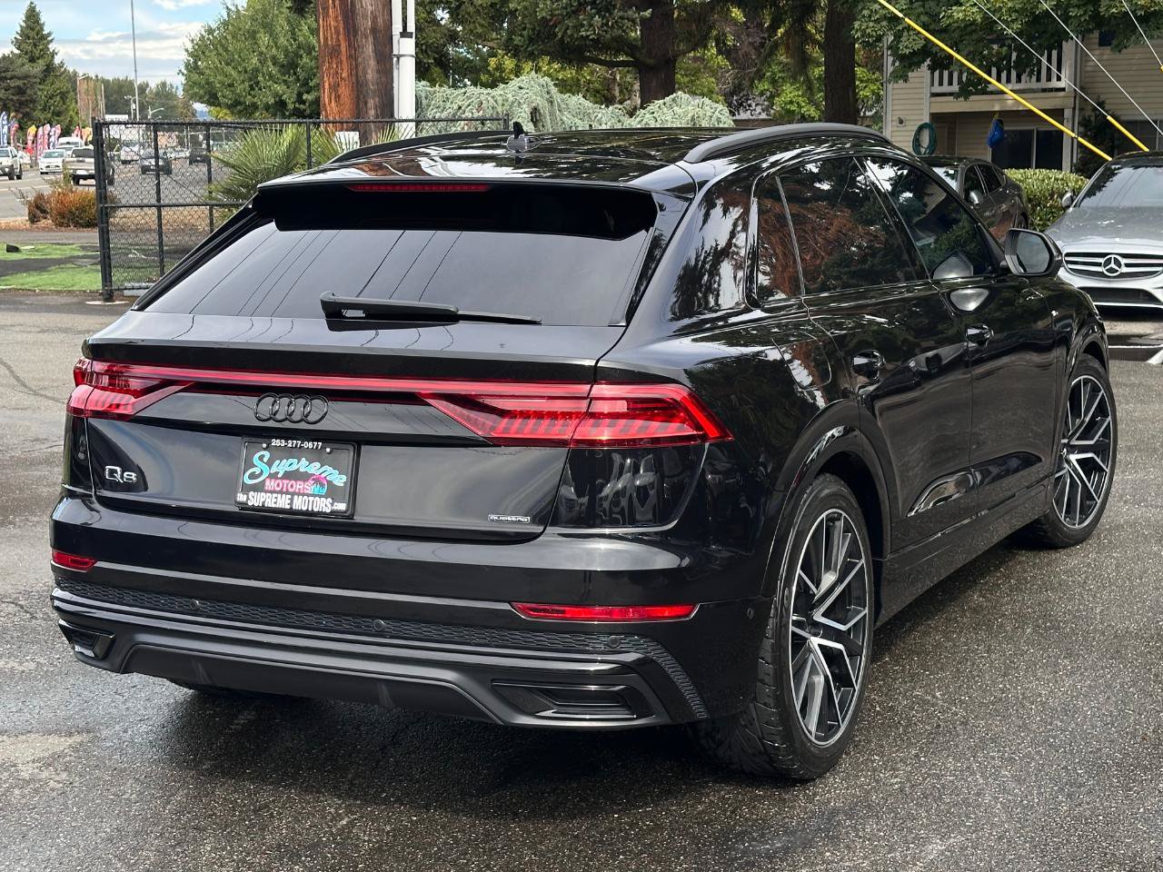 Used 2019 Audi Q8 Prestige w/ Luxury Package AWD/4WD image 21
