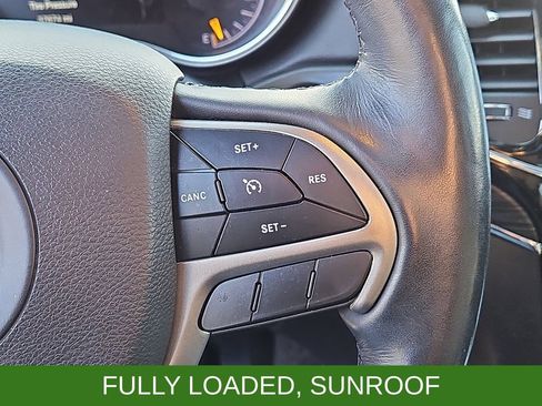 Used 2022 Jeep Grand Cherokee Limited AWD/4WD image 22