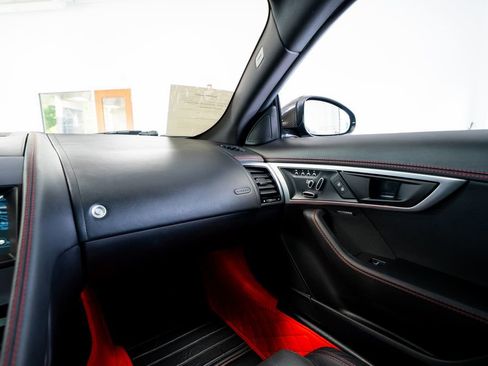 Used 2021 Jaguar F-TYPE Coupe RWD image 45