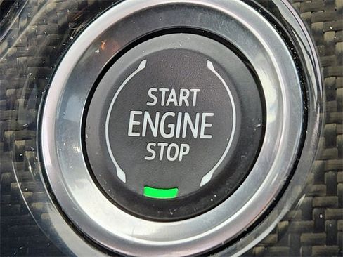 Used 2020 Cadillac XT6 Sport image 28