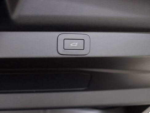 Used 2024 Land Rover Range Rover SE AWD/4WD image 39