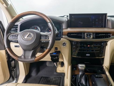 Used 2016 Lexus LX 570 570 w/ Luxury Package image 14