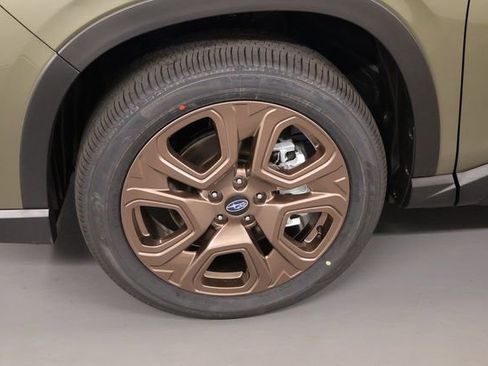 New 2026 Subaru Ascent Limited Bronze image 8