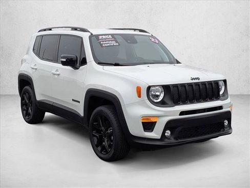 Used 2023 Jeep Renegade Altitude image 3