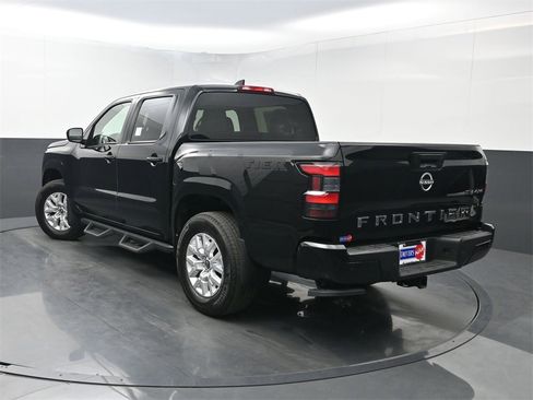 Used 2023 Nissan Frontier SV w/ Technology Package image 21