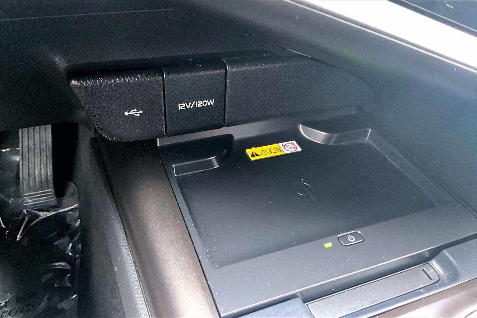 Used 2023 Toyota Camry XSE FWD image 30