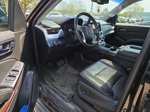 Used 2015 GMC Yukon XL SLT w/ Open Road Package AWD/4WD image 15