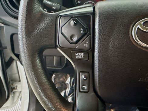 Used 2021 Toyota Tacoma SR RWD image 14