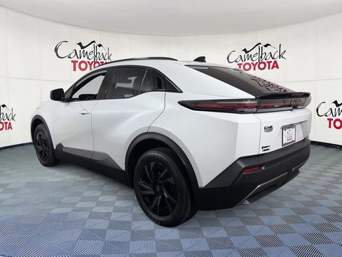 New 2026 Toyota C-HR AWD/4WD image 5