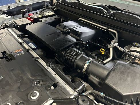 Used 2023 GMC Canyon Denali image 30