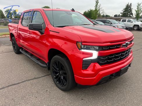 Used 2023 Chevrolet Silverado 1500 RST w/ Rally Edition AWD/4WD image 4