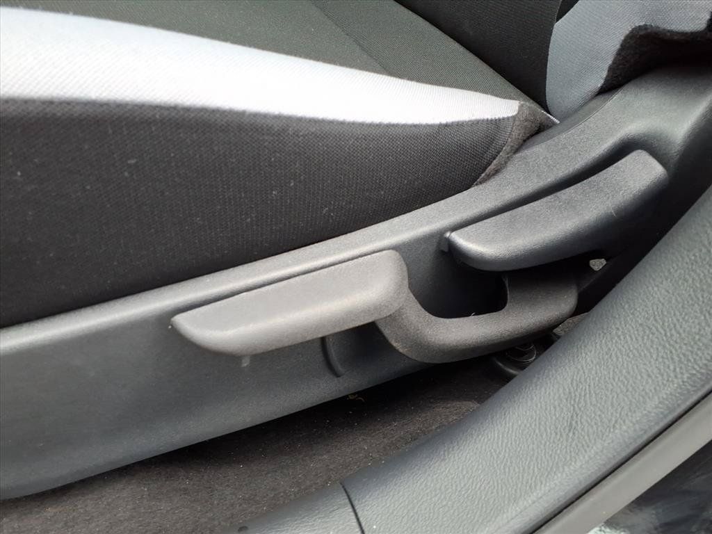 Used 2025 Nissan Versa S w/ Trunk Package FWD image 25