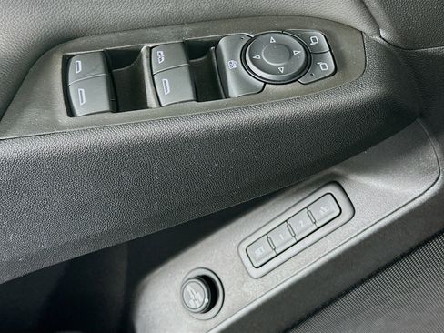 Used 2021 Chevrolet Equinox LT image 15