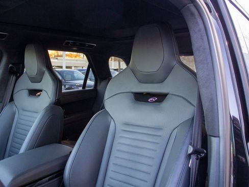 Used 2024 Land Rover Range Rover Sport image 12