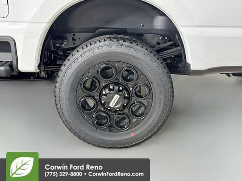 New 2026 Ford F250 Lariat w/ Black Appearance Package image 33