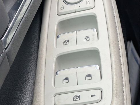 Used 2023 Hyundai Sonata Limited image 23